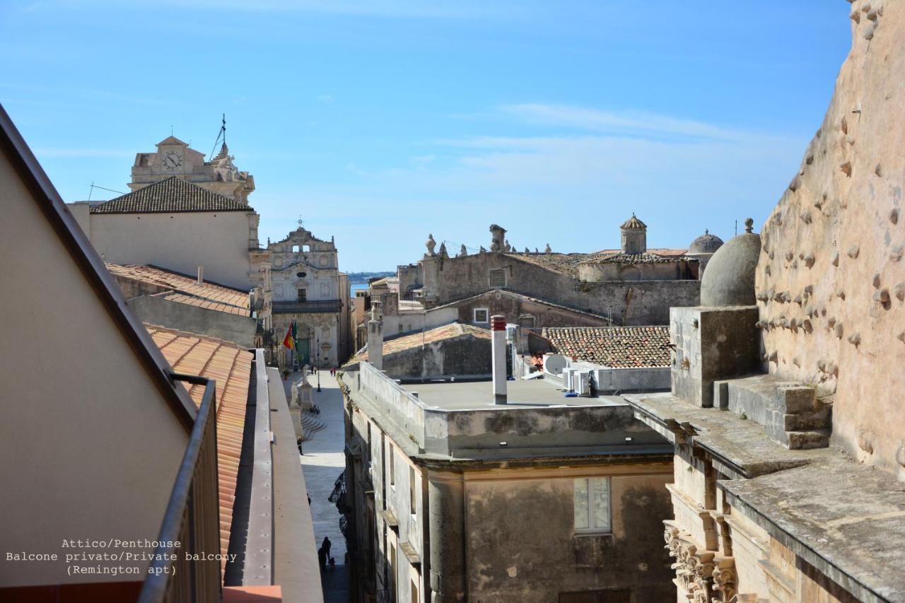 Appartamenti Di Casa Verbavolant Syracuse Exterior foto