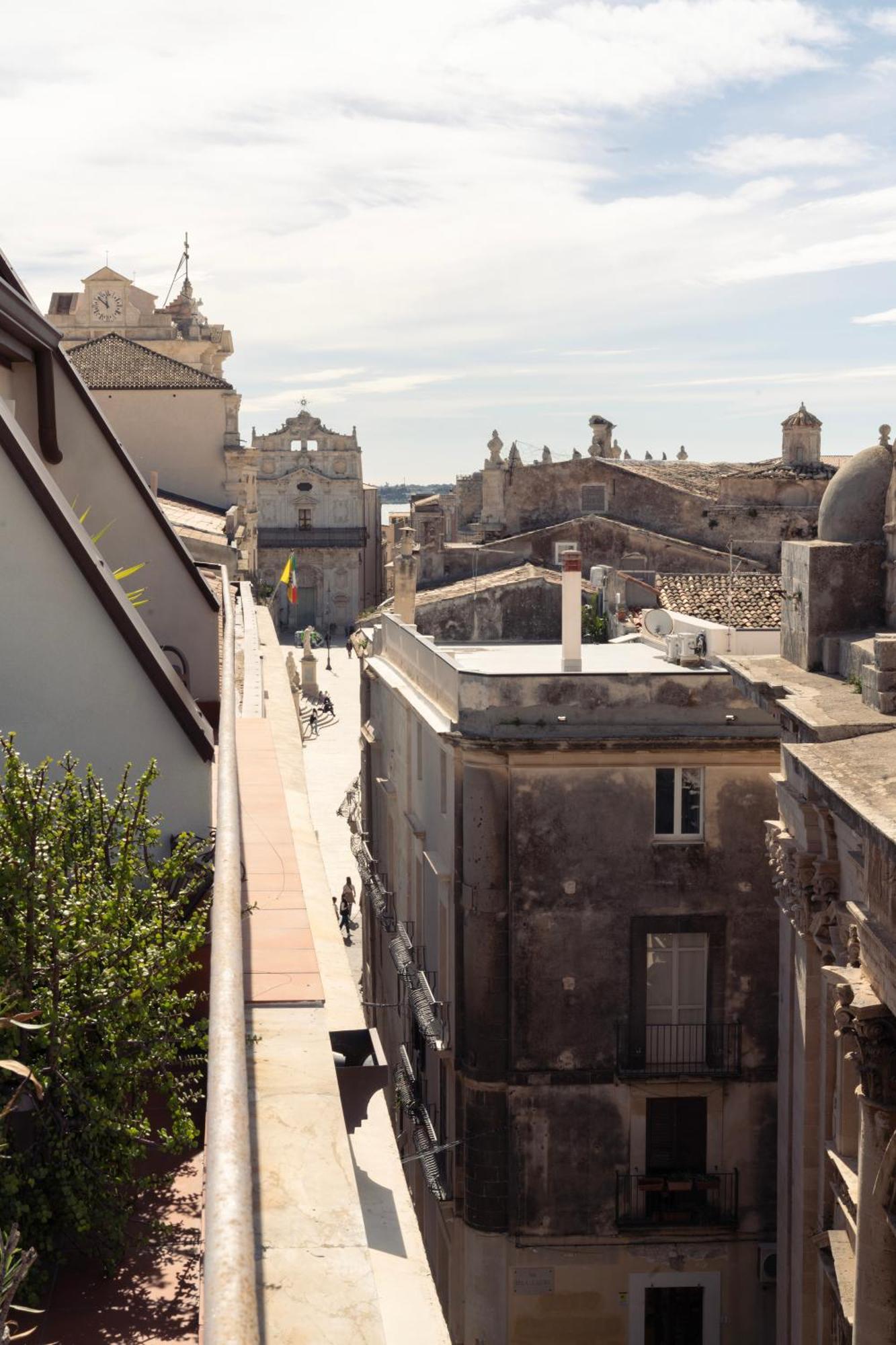 Appartamenti Di Casa Verbavolant Syracuse Exterior foto